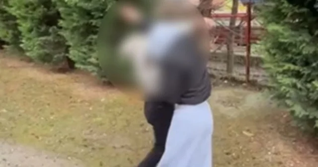 Liseli kızların kavgası; tekme yumruk darbettiler Bolu Haberleri