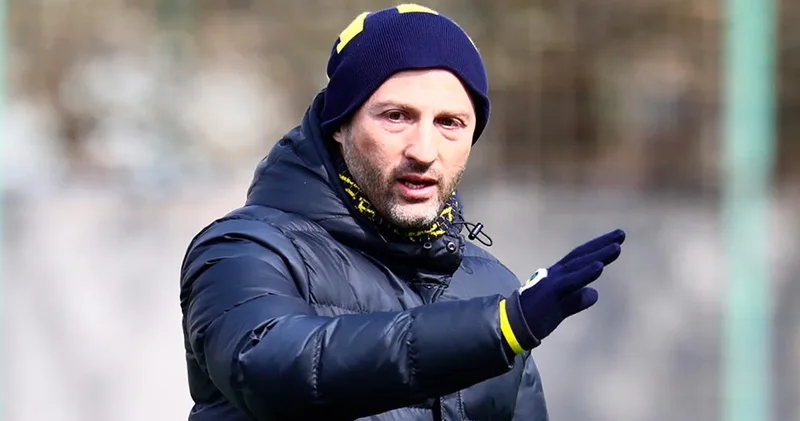 Fenerbahçe de Tedesco milli maçın ardından telefona sarıldı