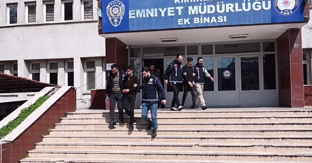 Babalarını bıçak ve nacak ile öldüren 2 kardeş, adliyeye sevk edildi Kırıkkale Haberleri