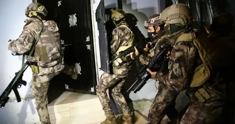 Yılın ilk çeyreğinde terör örgütlerine bin 895 operasyon Gündem Haberleri