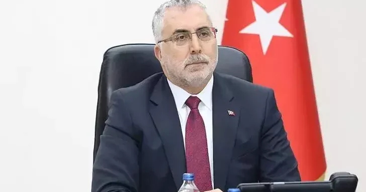 Bakan Işıkhan: 103 bin 252 meslek lisesi son sınıf öğrencisine kariyer planlaması desteği verildi