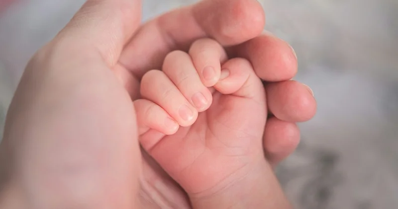 Doğum izni ne kadar olacak, Meclis ten geçti mi? Doğum iznini içeren kanun teklifi TBMM’de!