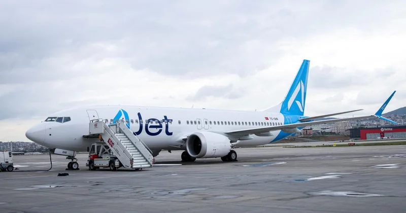 Uçakta canlı bomba şakası yapan yolcuya hapis cezası