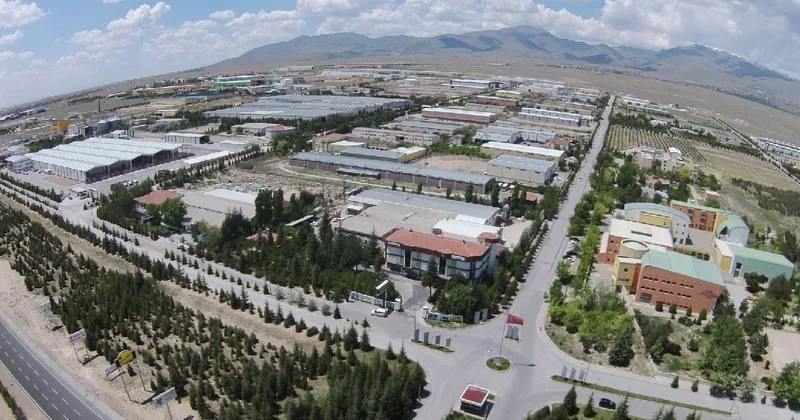 OSB lerde yenilenebilir enerji kapasitesi fosil yakıtlıları geçti