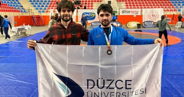 Türkiye Güreş Şampiyonası nda büyük başarı Düzce Haberleri