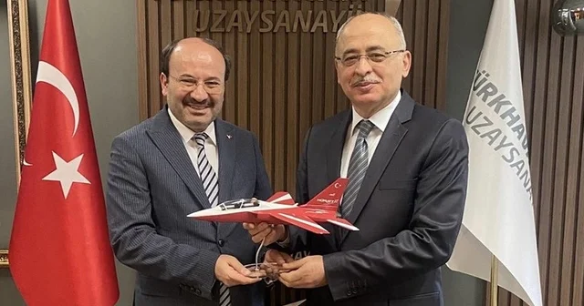 Rektör Çakmak tan TUSAŞ a ziyaret Erzurum Haberleri