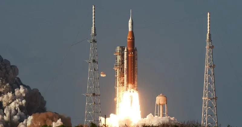 NASA, Artemis II görevi kapsamında Orion uzay aracını Ay a fırlattı