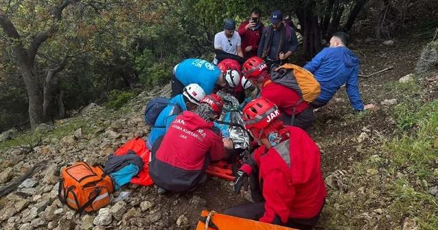 Fethiye de Likya Yolu nda ayağı kırılan kişi kurtarıldı Muğla Haberleri
