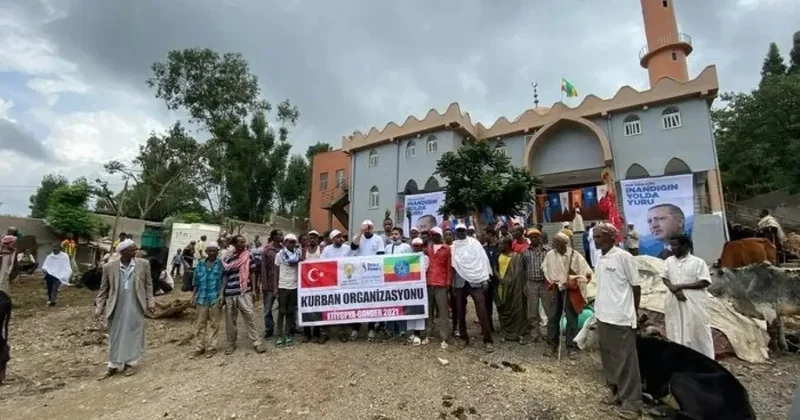 Kurbanda yine yetimler gülecek: AK Parti’nin 8 yıllık iyilik köprüsü büyüyor