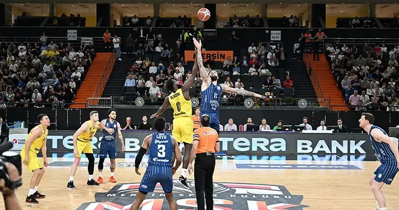 Mersin Spor Anadolu Efes: 86 88