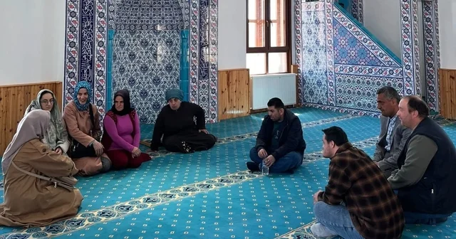 Bayburt ta engelli vatandaşlar camide buluştu Bayburt Haberleri