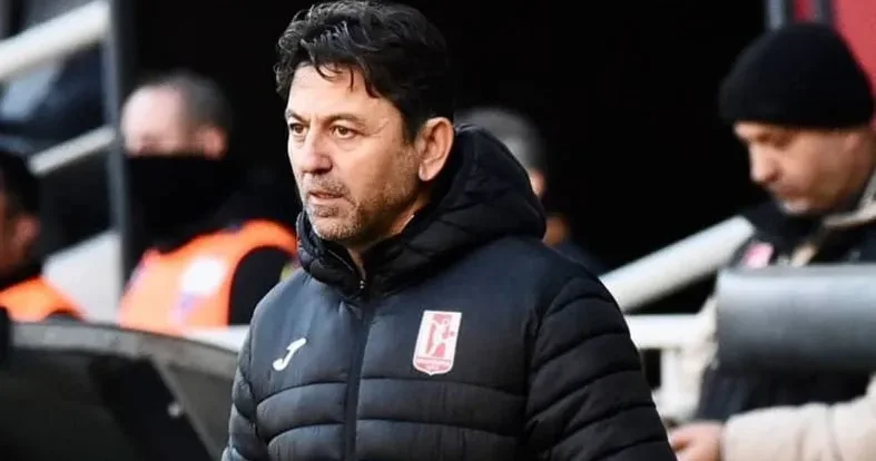 Takımı play off ta fark yiyerek elenince teşekkür edip yolladılar