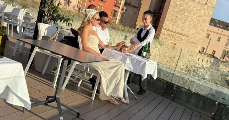 Mbappe ve Ester Exposito, İtalya da tatile çıktı
