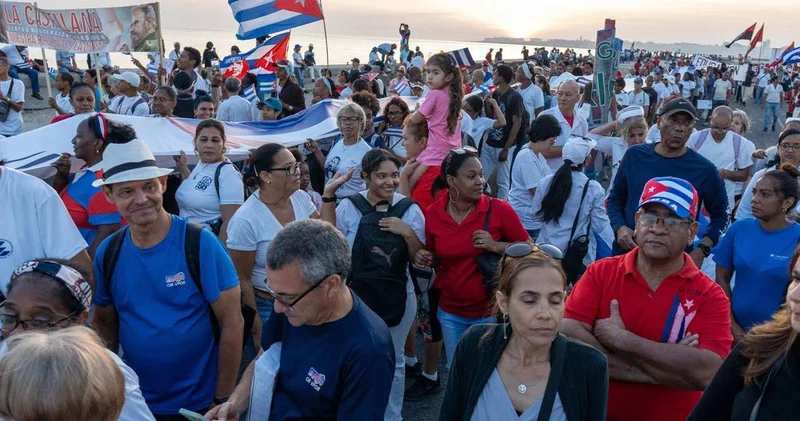“Hedef Küba” demişti! Trump tan Havana ya finansal abluka hamlesi geldi