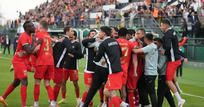 Futbol camiasından Süper Lig e yükselen Amedspor a tebrik mesajları!