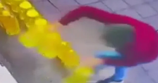 Diyarbakır da sıvı yağ hırsızlığı kameraya yansıdı VİDEO İZLE