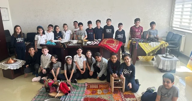 GKV li öğrencilerden zamanda yolculuk sergisi Gaziantep Haberleri