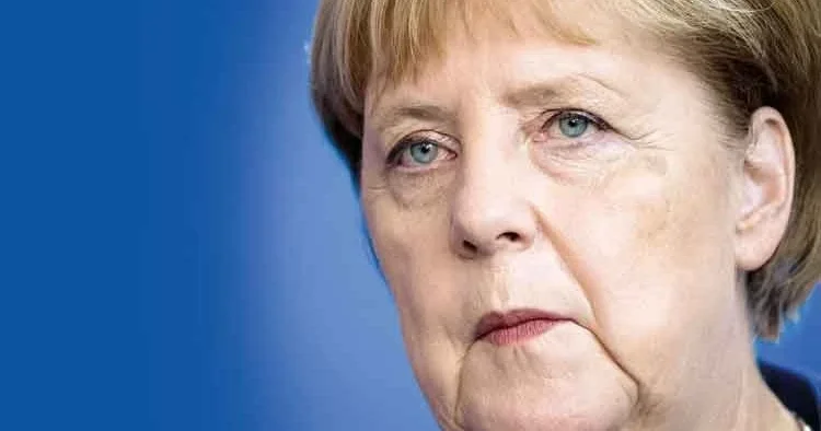 Merkel’in makyaj faturası olay çıkardı