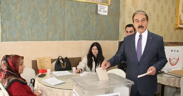Malatya da MESOB Genel Kurulu Şevket Keskin yeniden başkan seçildi Malatya Haberleri