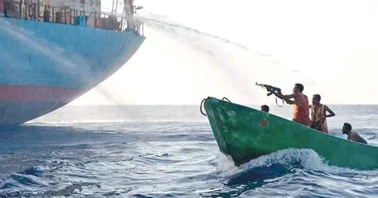 Petrol fiyatları artınca Somali kıyılarında korsanlık ‘hortladı’