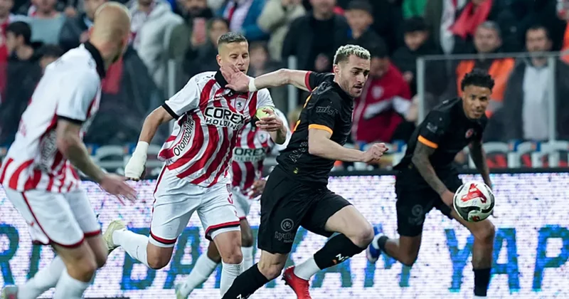 Son dakika: Galatasaray, Samsunspor’a farklı mağlup! Zirvede puan farkı 4’e indi