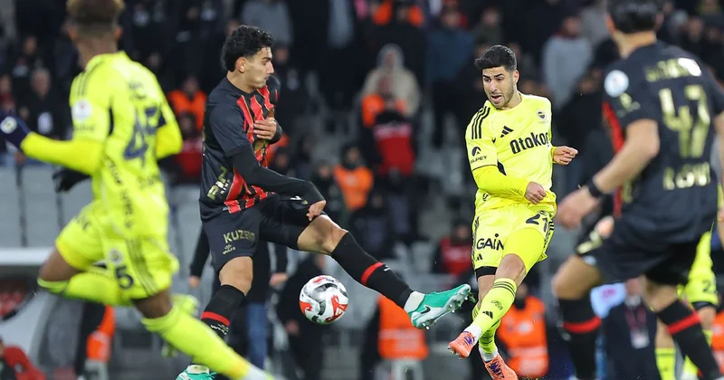 Bu sezon Fenerbahçe yi ligde yenen ilk takım yarın kazanamazsa küme düşecek