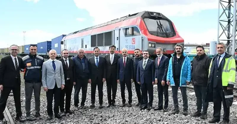 BTK Demir Yolu Hattı nın tam kapasite işletimi için resmi açılış töreni düzenlendi
