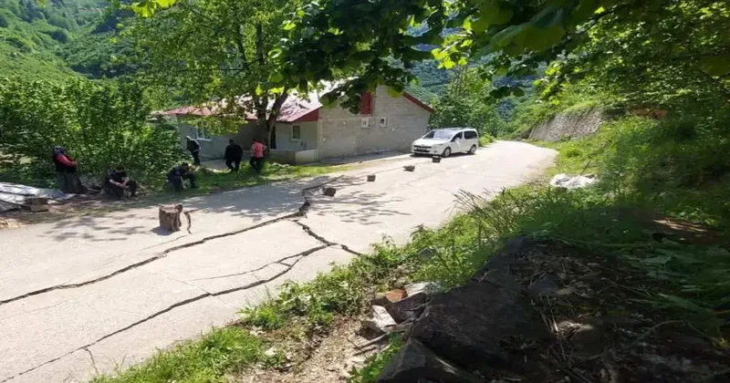 Giresun da 33 ev tahliye edildi: Yolda yarıklar oluştu!