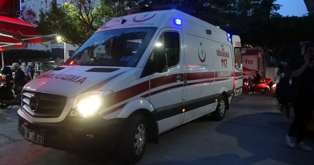 Yük asansöründen düşen çalışan yaralandı Antalya Haberleri