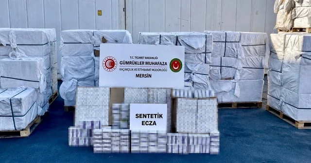 Mersin Limanında dev ilaç operasyonu: 4,9 milyar liralık kapsül ele geçirildi Havlu ve poşet beyanının altından 12,4 milyon kapsül çıktı Mersin Haberleri