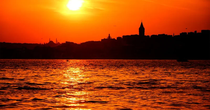 İstanbul da sıcaklar zirveye çıkıyor: Tarih verildi!