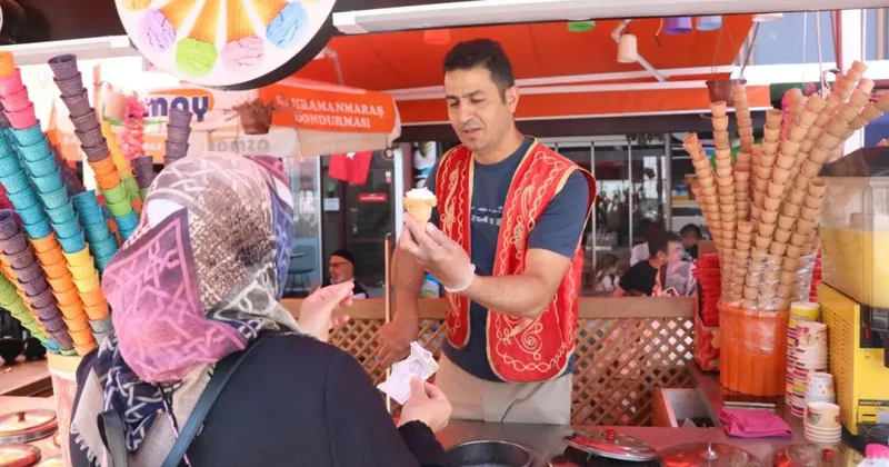 Dondurma satışları arttı! Topu 50 TL