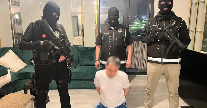 Kırmızı bültenle aranıyordu! İstanbul da yakalandı