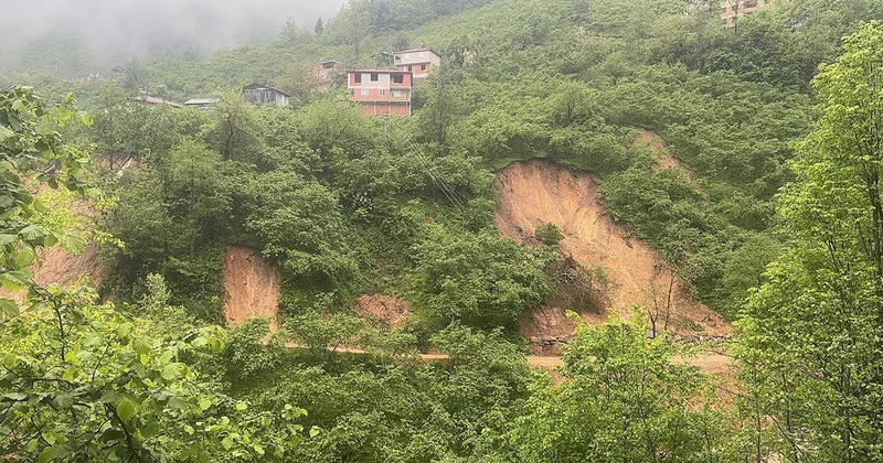Giresun da heyelan alarmı: 22 ev boşaltıldı