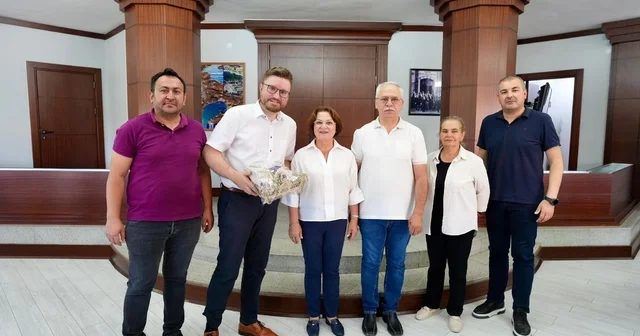 Almanya nın Laubach kenti ile Didim arasında kardeş şehir bağları güçleniyor Aydın Haberleri