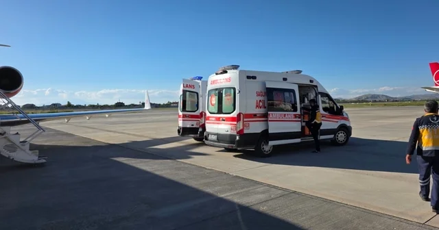 Van ve Muş tan iki bebek, ambulans uçak ile İstanbul a sevk edildi Van Haberleri