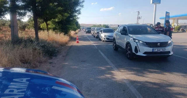Jandarmanın huzur güven uygulamasında 43 aranan şahıs yakalandı Gaziantep Haberleri Habertürk Yerel Haberler
