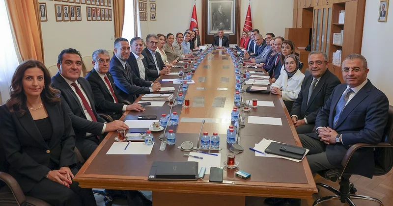 Özel’in 3 aşamalı planı Sözcü Gazetesi