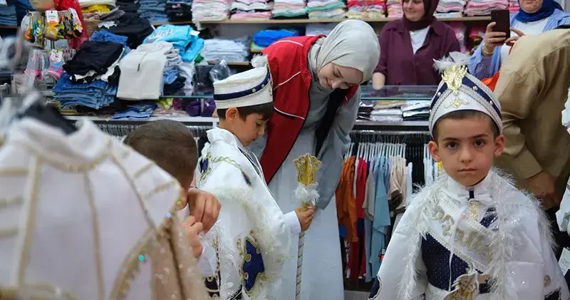 Vakıflar Genel Müdürlüğü nün geleneksel sünnet şölenleri başladı