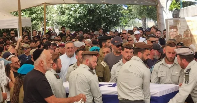 Lübnan ı işgale giden İsrail askeri tabutla döndü VİDEO İZLE