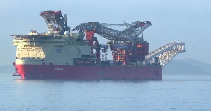 JSD6000 İstanbul Boğazı ndan geçiyor!