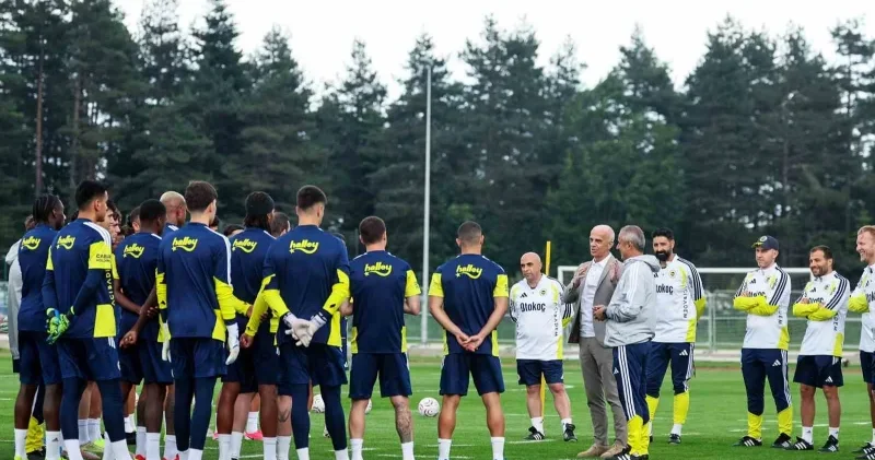 Fenerbahçe yıldız oyuncunun transferinden vazgeçti: Anlaşma sağlanmıştı Futbol Haberleri