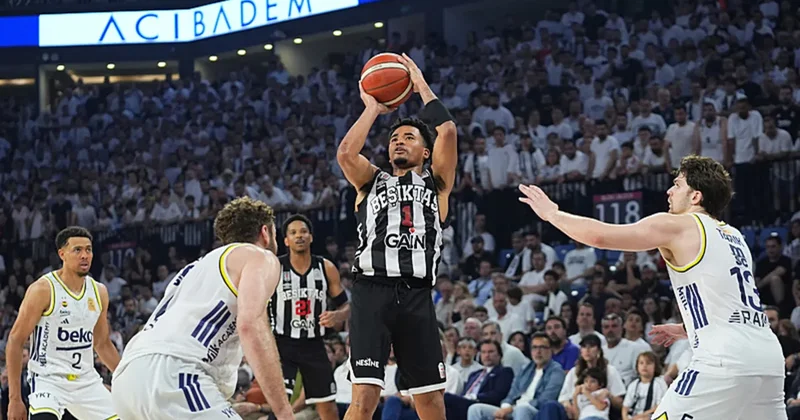 Beşiktaş Basketbol da 4 oyuncuyla sözleşme yenilendi!