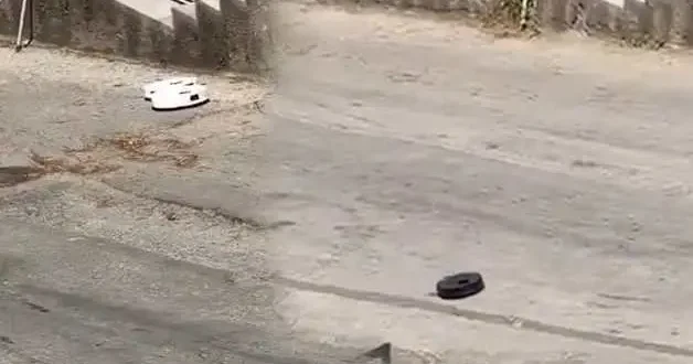 Ankara’da araçların bile çıkmakta zorlandığı yokuşta bu kez robot süpürgeler test edildi