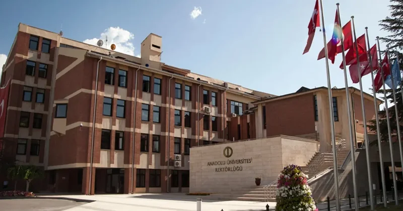 Türkiye de bir ilk! Anadolu Üniversitesi nden 15 yeni program