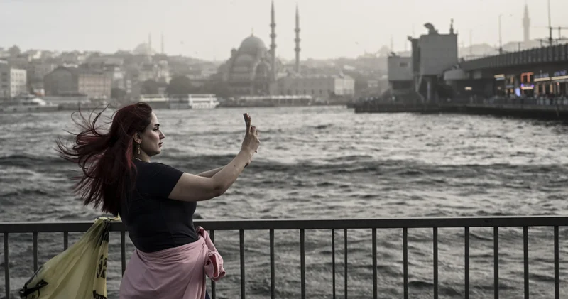 Son dakika: Kuvvetli rüzgar etkisini sürdürüyor! İşte yağış beklenen iller! Son dakika haberleri