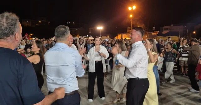 Ahşap Tekne ve Yat Festivali etkinliklerinde elektrik kesintisi şoku Bartın Haberleri Habertürk Yerel Haberler