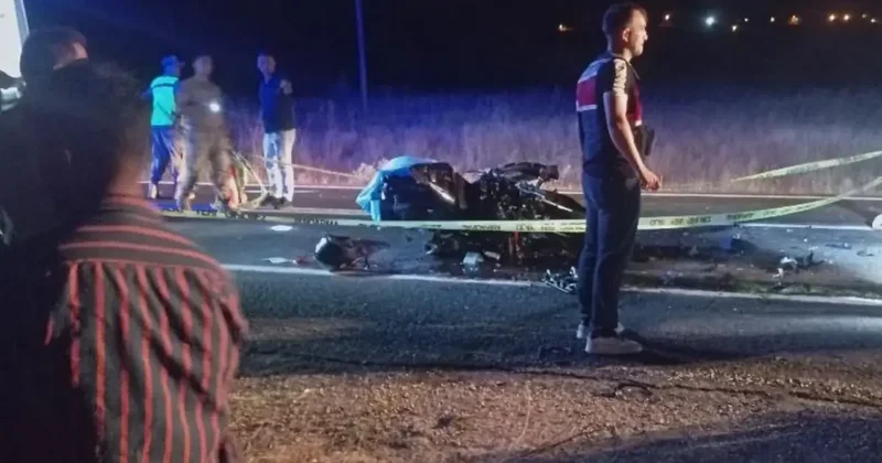 Diyarbakır’da motosiklet iş makinesine arkadan çarptı: 1 ölü