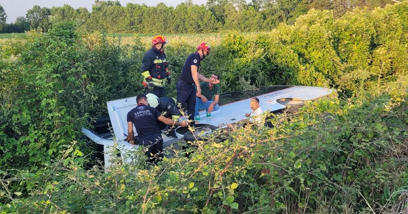 Samsun da halk otobüsü devrildi: 15 yaralı
