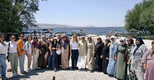 Okuma yazma öğrenen kadınlar bu kez keşif yolculuğunda Denizli Büyükşehir Aktepeli kadınları Çivril e götürdü Denizli Haberleri Habertürk Yerel Haberler